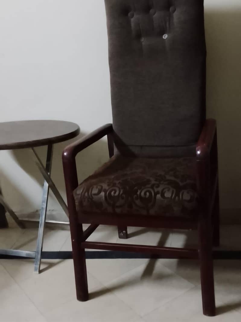 2 dining chairs 2