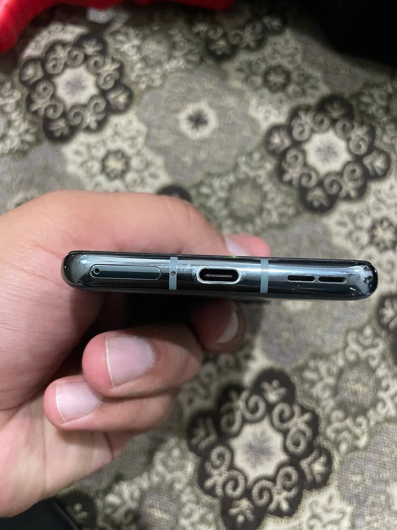 One Plus 9 Pro 5