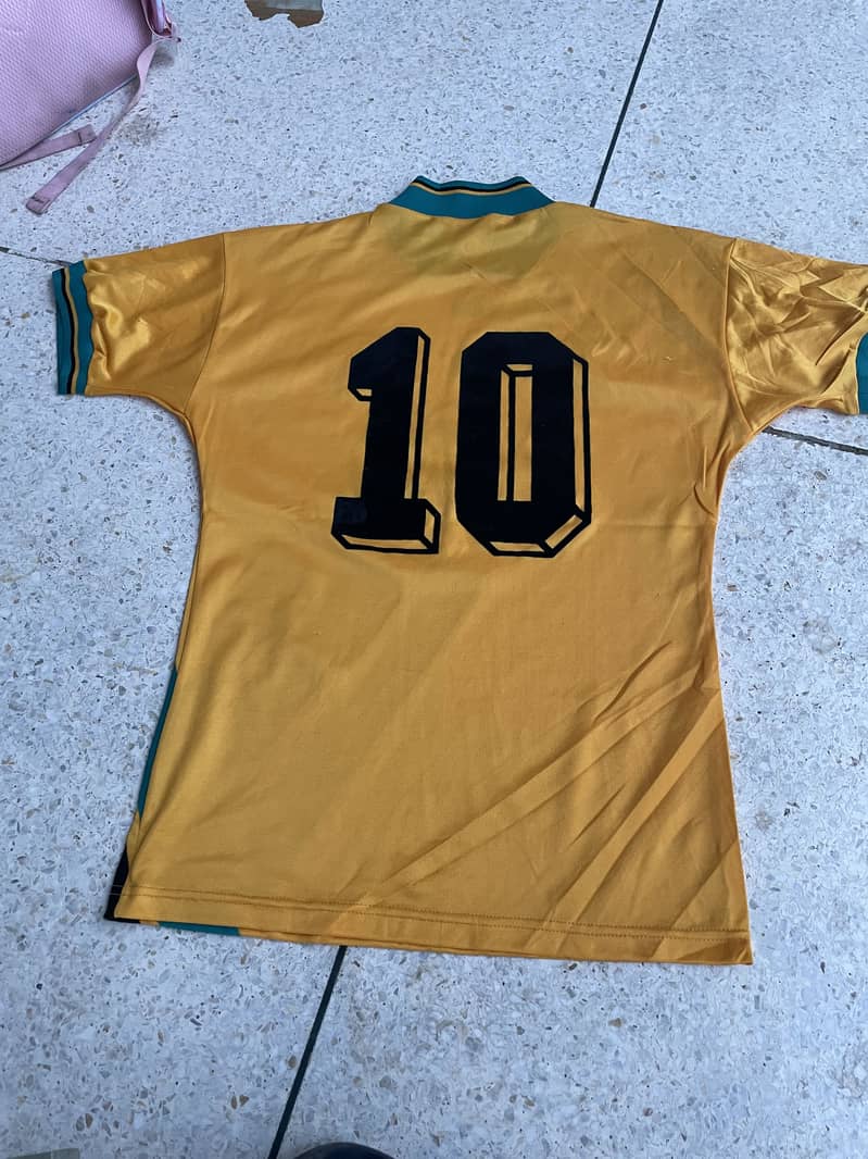 Jerseys 0
