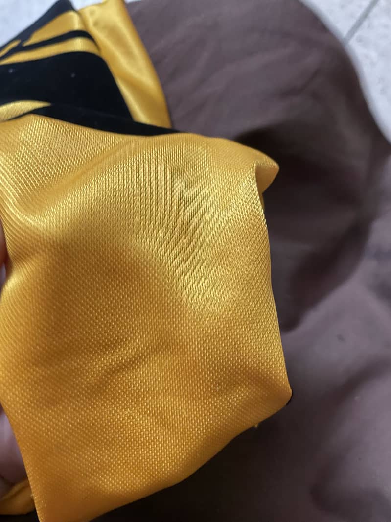 Jerseys 3