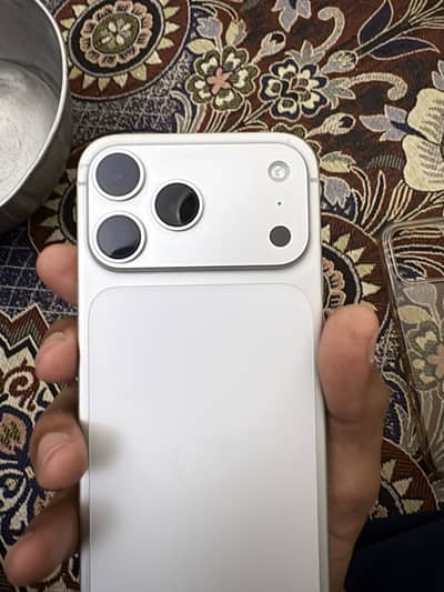 Apple iPhone 17 Pro Max 10by10 lush condition