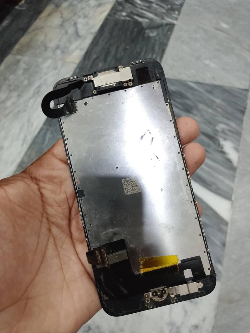 iphone se 2020 panel 1