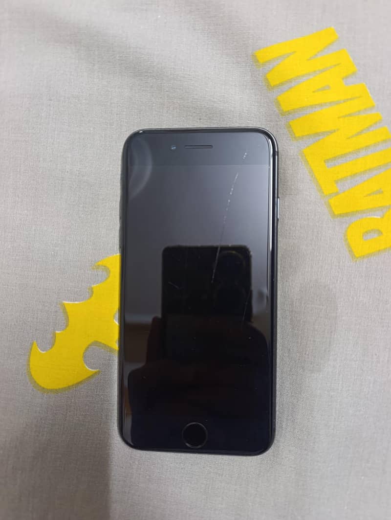 Apple iPhone 8 1
