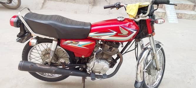 sale the motorbike model. 2016 all documents clear