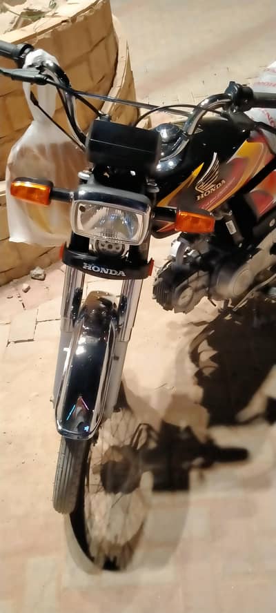 Honda CD -70 2026