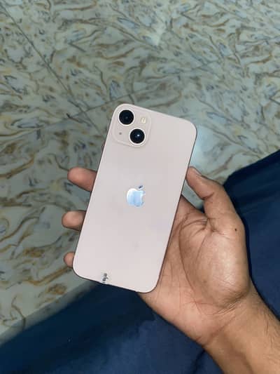 Apple iPhone 13