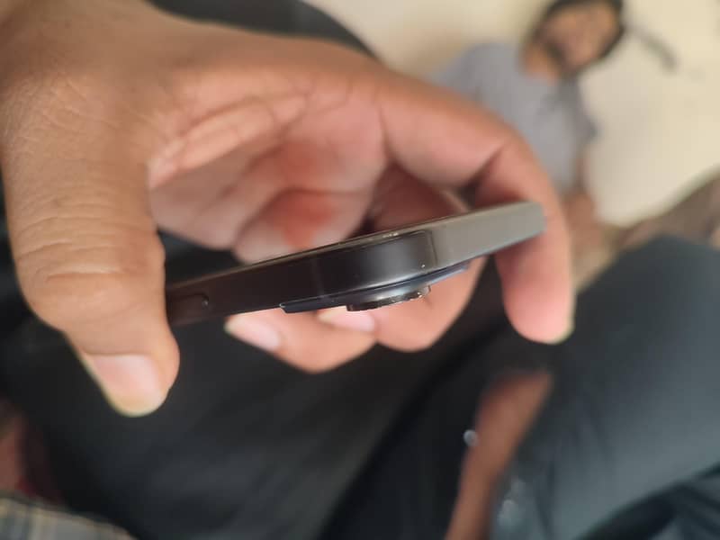 Apple iPhone 15 2