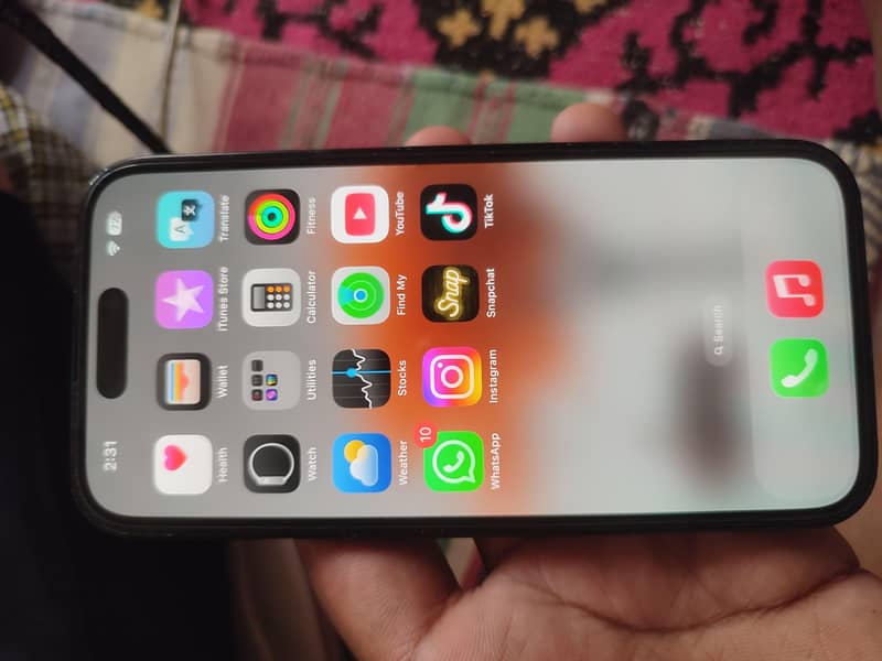 Apple iPhone 15 4