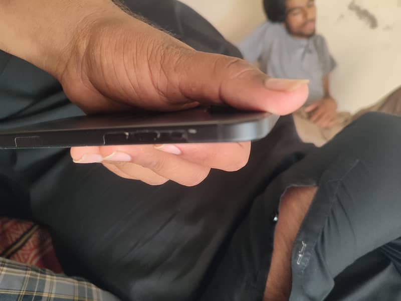 Apple iPhone 15 5