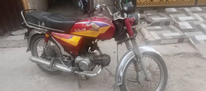 Honda CD 70 original halat may