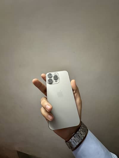 Apple iPhone 15 Pro Max