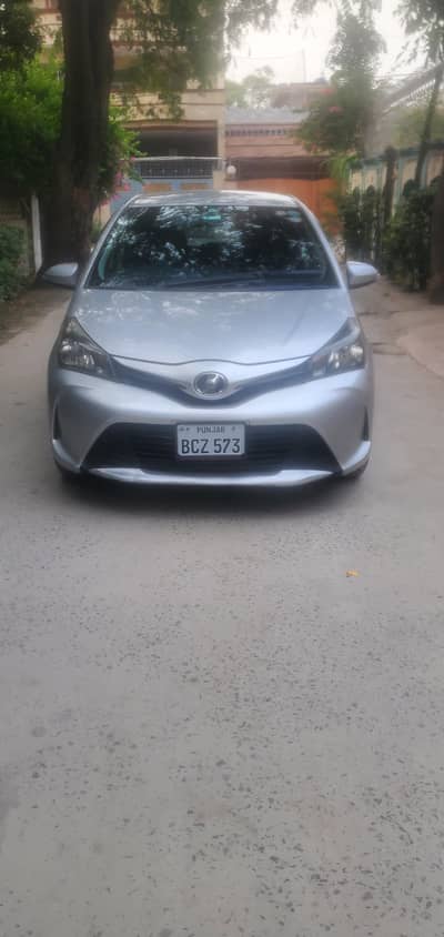 Toyota Vitz 2014