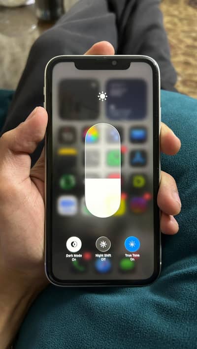 Apple iPhone 11 64gb 10 by 10