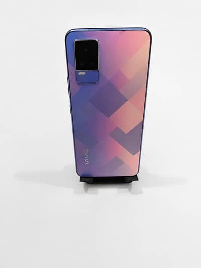 Vivo V21e 8GB/128GB PTA Approved | Rs. 30,000 (Negotiable)