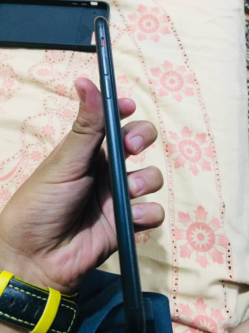 Apple iPhone 7 Plus 1