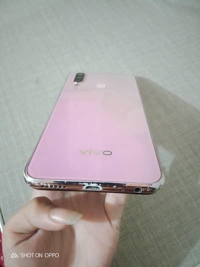 Vivo Y17