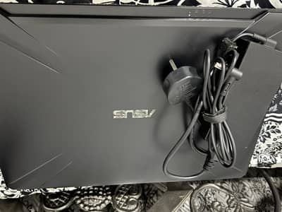 Asus TUF 705D Gaming laptop