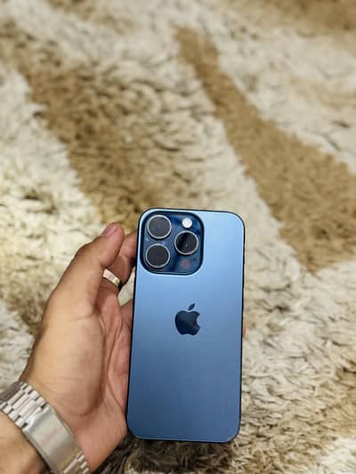 Apple iPhone 15 Pro