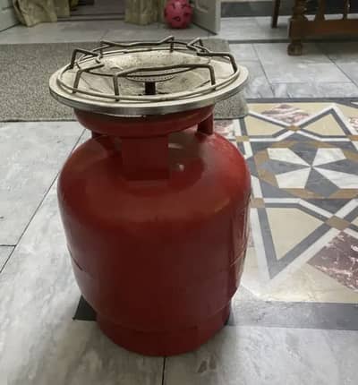 Good condition 4kg with burner
