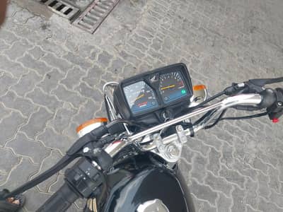 125 salf start brand new condition total original