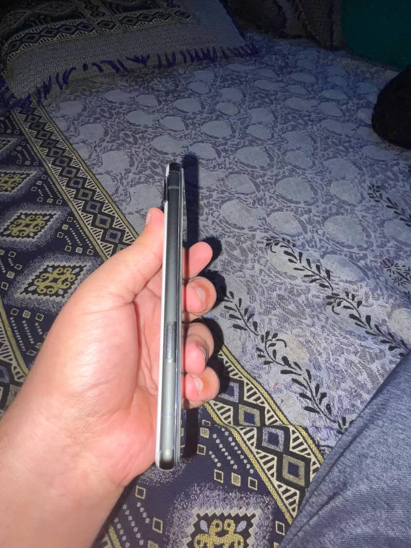 Google Pixel 6a 1