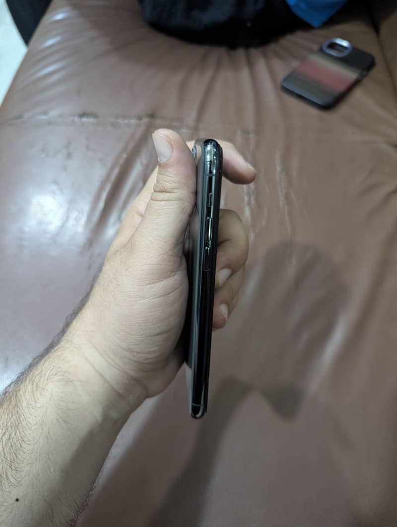 Iphone 11 pro 3