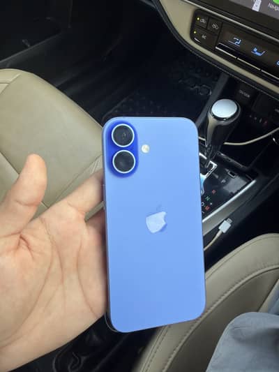 Apple iPhone 16