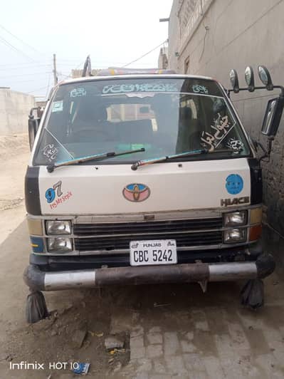 Toyota hiace 1986