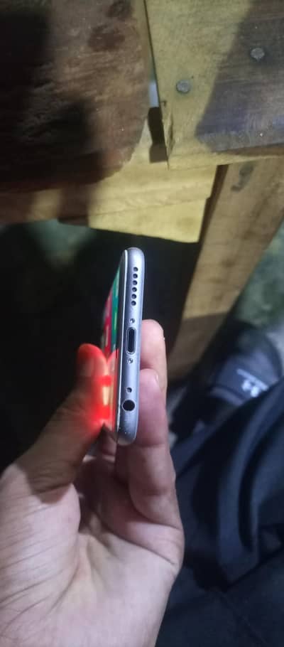 Apple iPhone 6