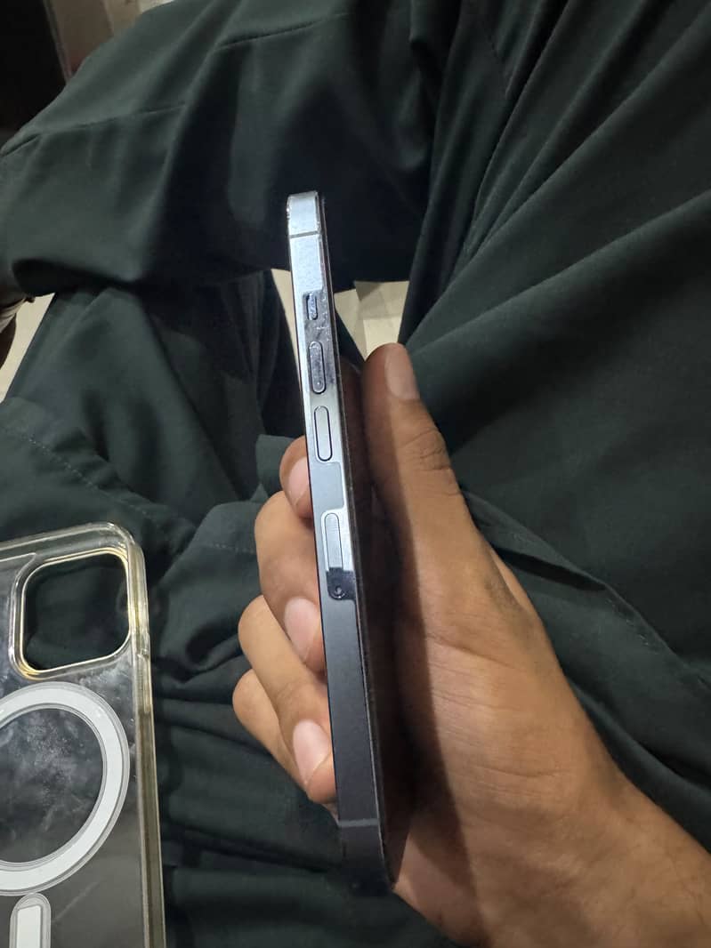 iPhone 13pro 3