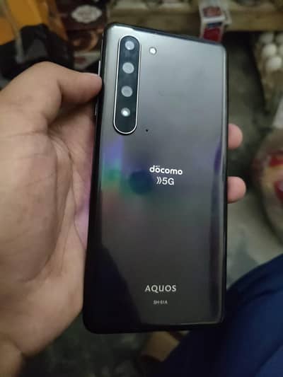 Sharp Aquos R5G