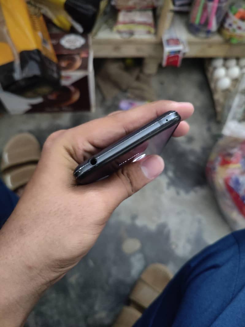 Sharp Aquos R5G 3