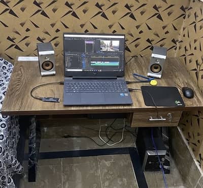 Office Table 4 Fit New