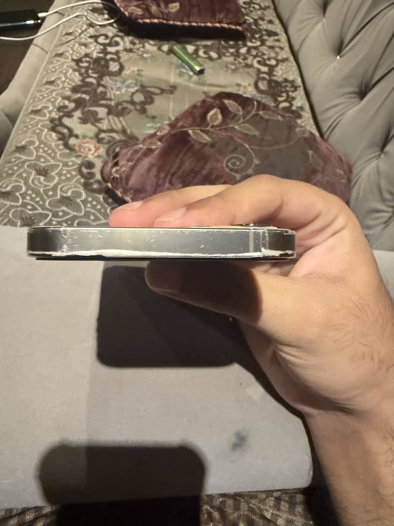 Apple iPhone 12 Pro 6