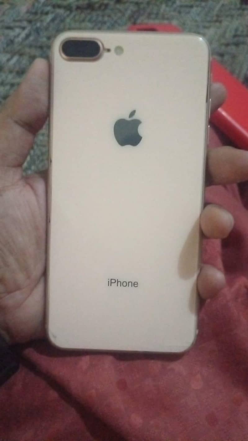 Apple iPhone 8 Plus 0