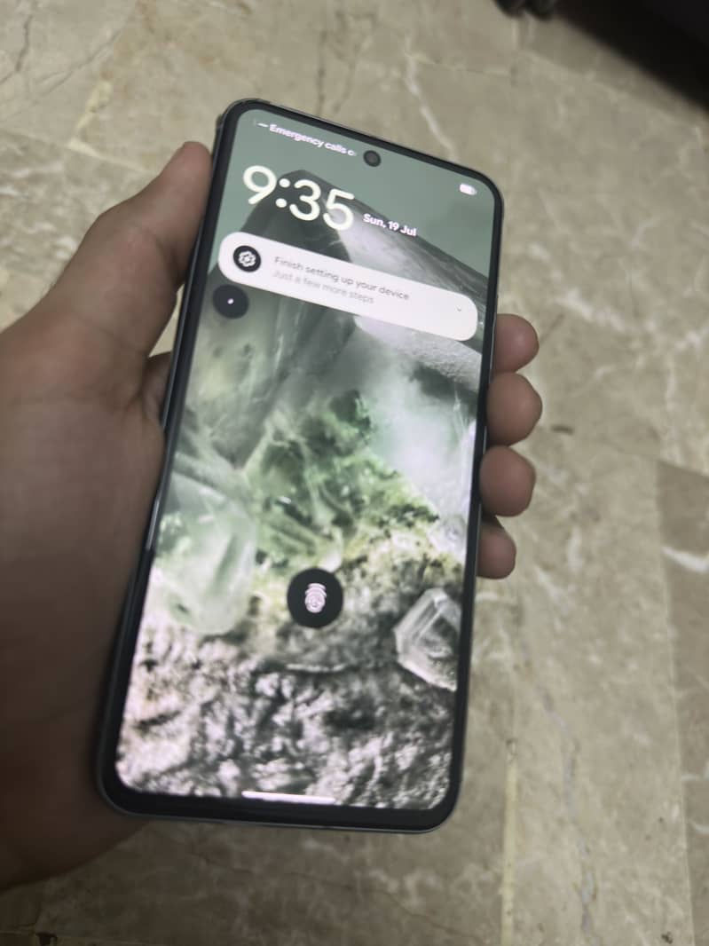 Google Pixel 8 2