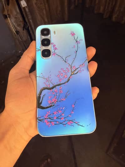 Infinix Hot 60 Pro 8+5GB RAM, 128GB Memory