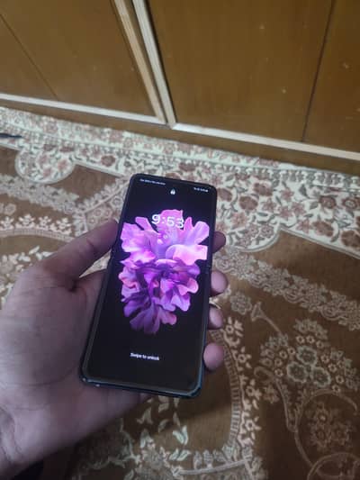 Samsung Mobile Z Flip
