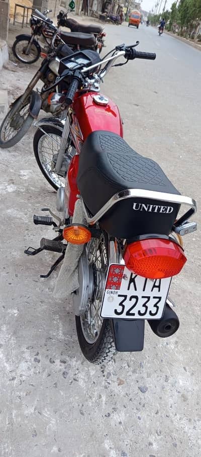 Untied 125