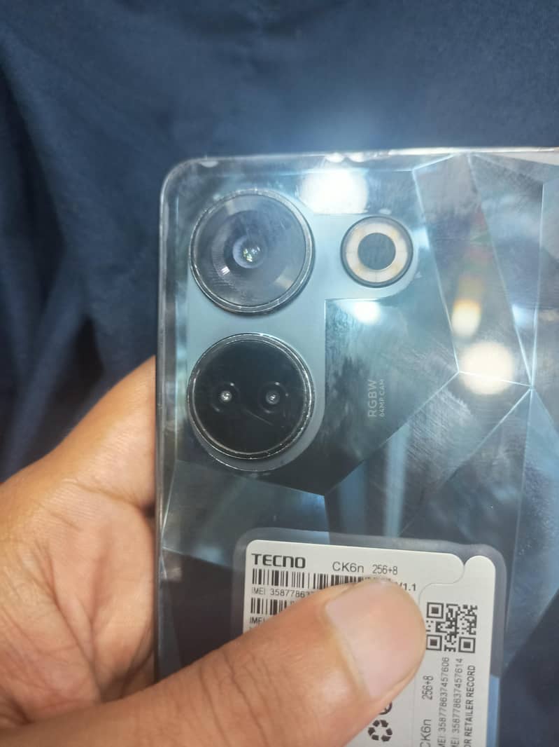 Tecno CAMON 20 2