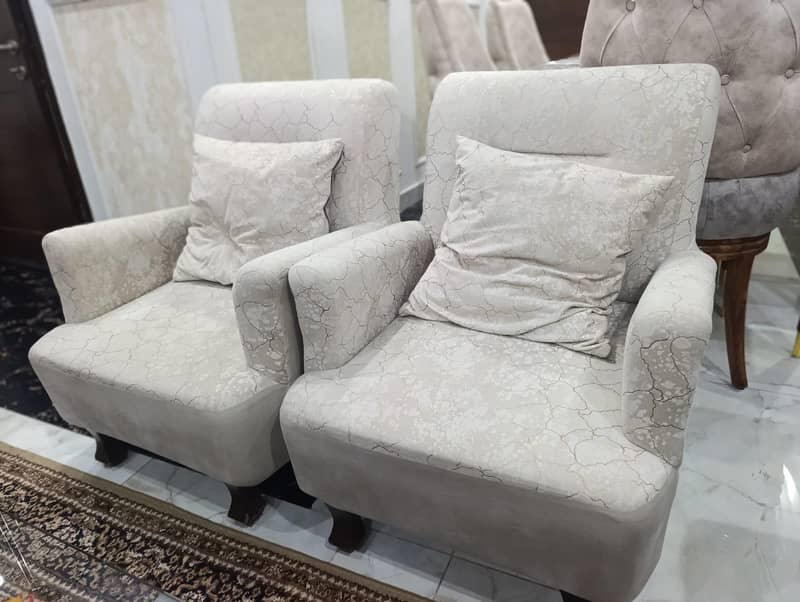 Sofa chairs 1