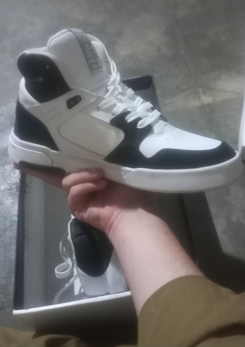 Shose 1