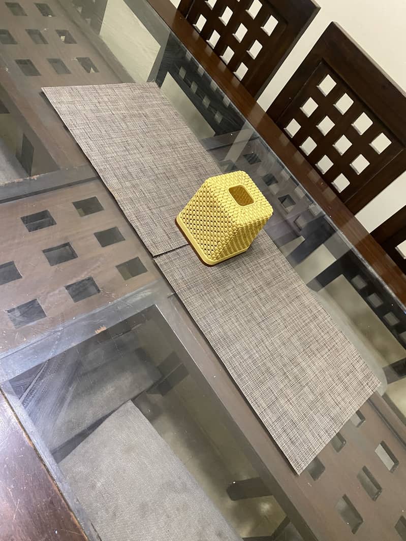 8 set Dinning Table 0