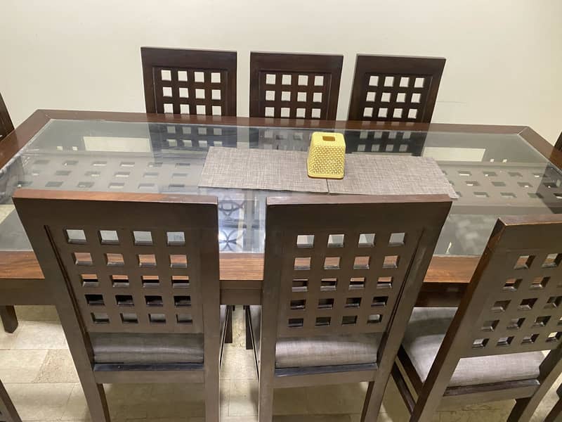 8 set Dinning Table 2