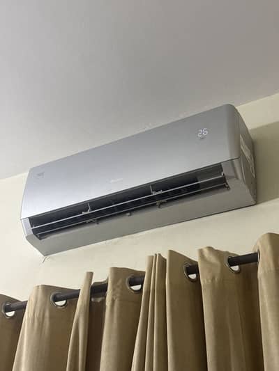 Gree 1 ton ac