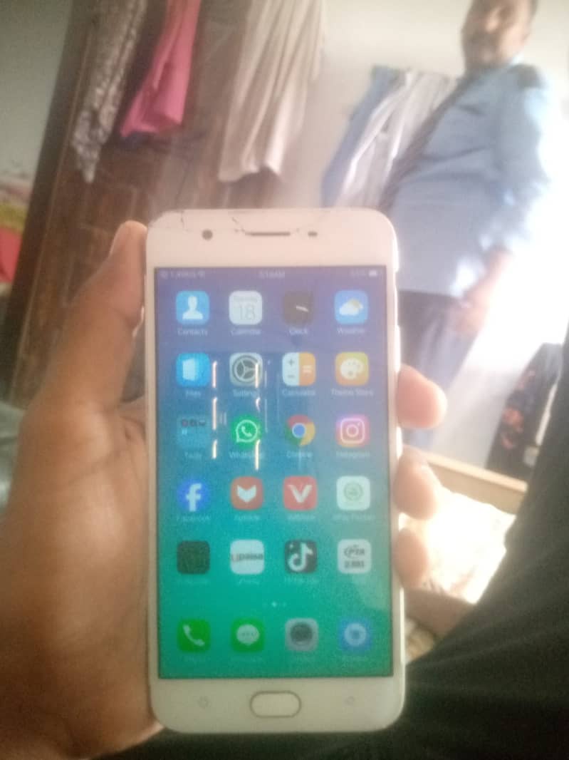 OPPO A57 1