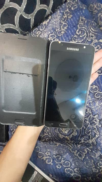 Samsung Mobile J7 8,9 waly tag nakar na
