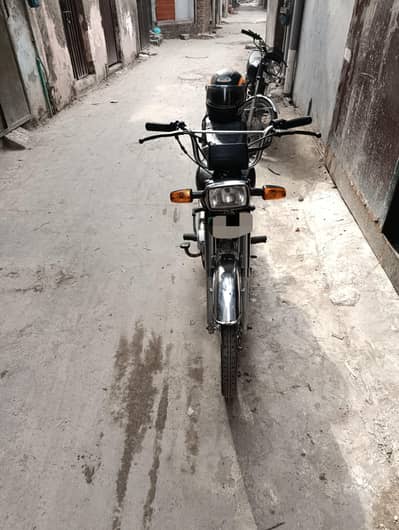 Yamaha dhoom 70D