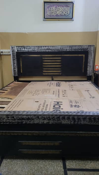New bed wooden 6.5feet double bed