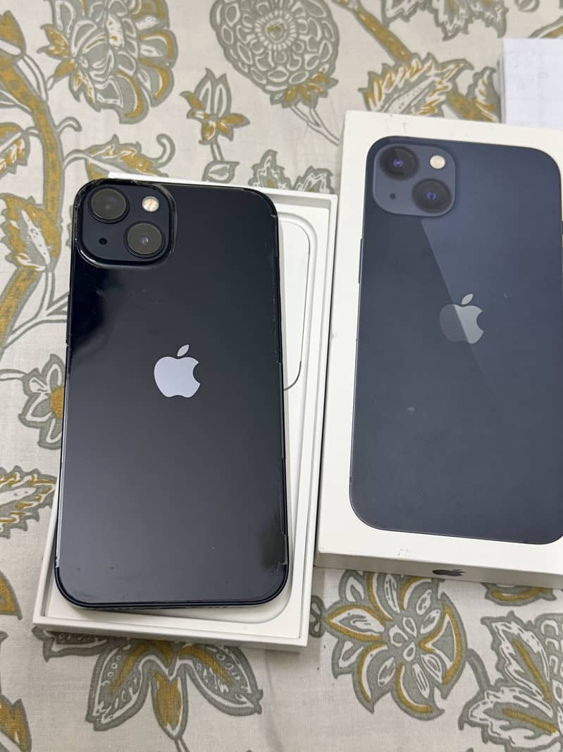 Apple iPhone 13 2